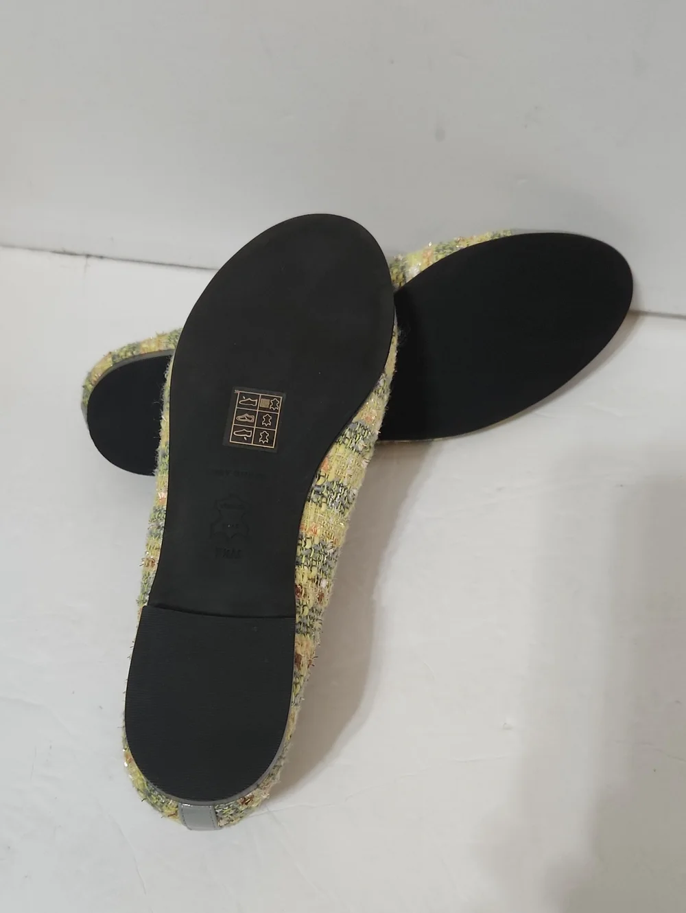 NWOB Tory Burch Leather Tweed Ballet Flats. Size 7.5